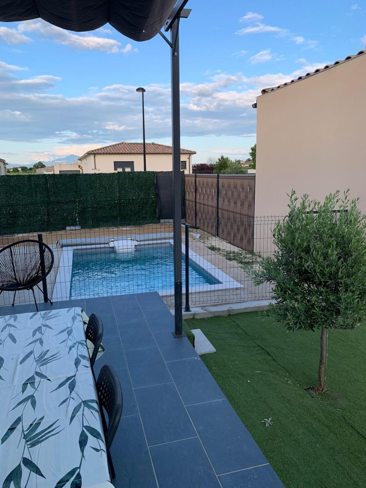 Villa De L Olivier En Provence Piolenc Εξωτερικό φωτογραφία
